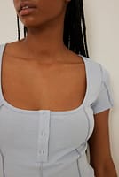 Aller à l’image 1 sur 4