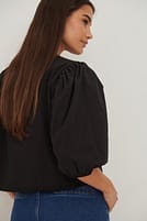 Go to image 2 of 4