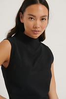 Go to image 3 of 4