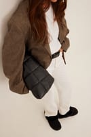 Gå till bild 2 av 4