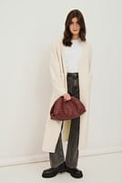 Go to image 1 of 4