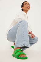 Go to image 1 of 4