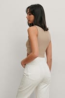 Go to image 2 of 5