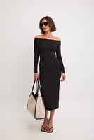 Go to image 1 of 4