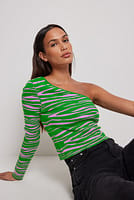 Go to image 1 of 4