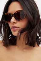 Go to image 1 of 4