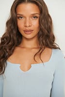 Go to image 1 of 4