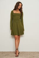 Go to image 1 of 4