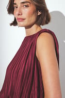 Go to image 1 of 7