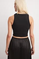 Go to image 2 of 6