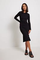Go to image 1 of 4