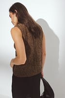 Go to image 2 of 6