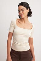 Go to image 1 of 4