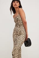 Go to image 1 of 4