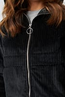 Gå till bild 4 av 4