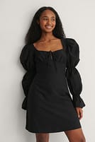 Go to image 1 of 4