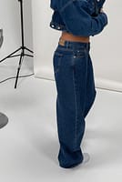 Go to image 4 of 4