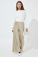 Go to image 1 of 7