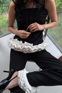 Pantalón con volantes