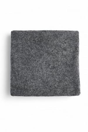 Dark Grey Alpaca Blend Hairy Triangle Tørklæde