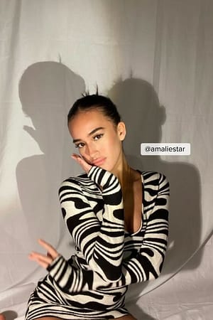 Black/White Swirl Jaqcuard Knitted Dress