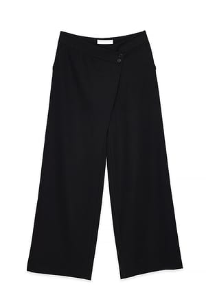 Black Gestreepte pantalon met asymmetrische pijpen