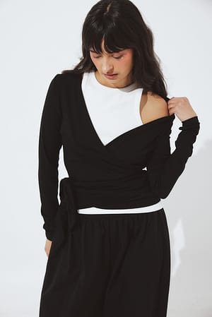 Black Top de ballet con detalle envolvente