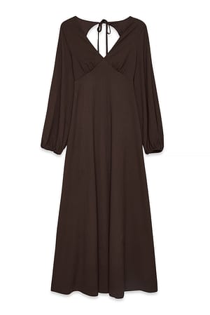 Brown Robe longue à manches bouffantes et dos ouvert
