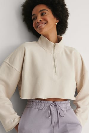 Cream Rollkragen-Sweatshirt