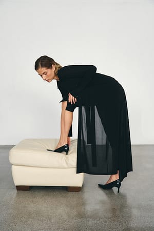 Image 2 of 7