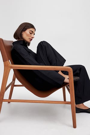 Black Jumpsuit med lange ermer og cargolommer