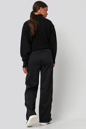 Image 4 of 4