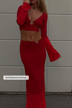 Red Top avec détails de couleur contrastante