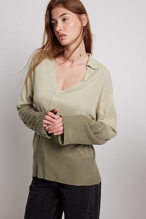 Green Pull avec col