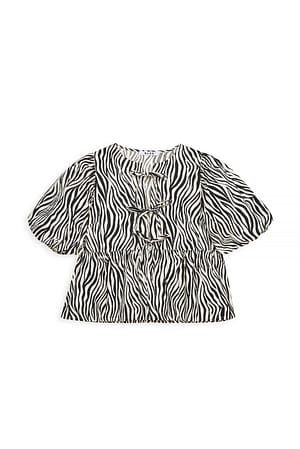 Zebra Bluse aus Baumwolle mit Puffärmeln und Schnürung vorne