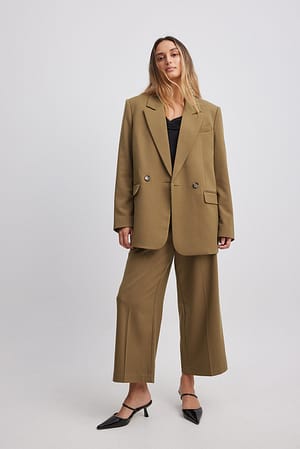 Olive Gerade Crop-Anzughose