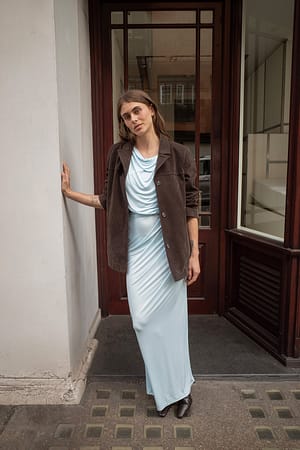 Light Blue Vestido midi recortado