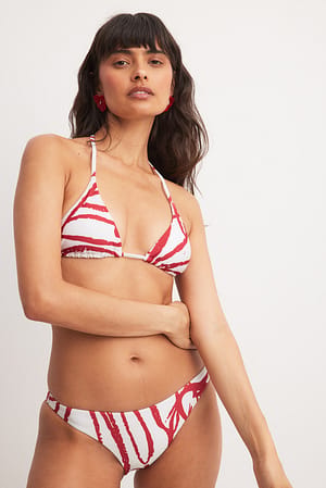 Red Print Bikinitruse med detaljer