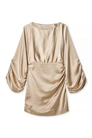 Champagne Drapiertes Satinkleid