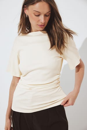 Offwhite Drapert t-skjorte