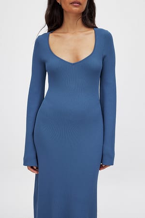 Image 4 of 5