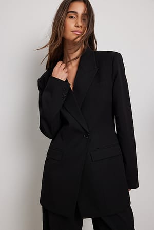 Black Fitted Overlap Blazer
