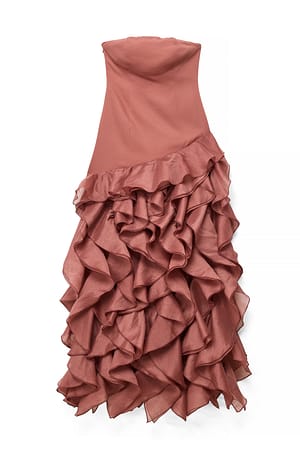Dark Plum Figursydd maxikjole med rysjekant