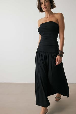 Black Flowy Tube Maxi Dress