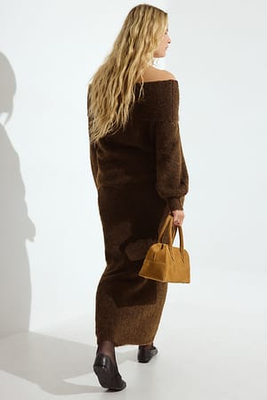 Image 2 of 5