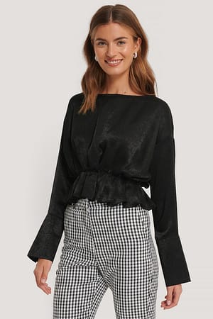 Black Rynket Satengbluse