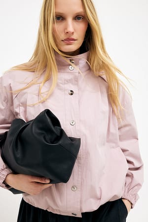 Light Pink Jakke med høy hals