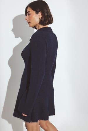Image 2 of 7