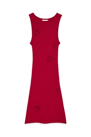 Raspberry Mini-Strickkleid mit Blumendetail