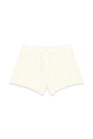 Off White Strickshorts mit mittlerer Taille
